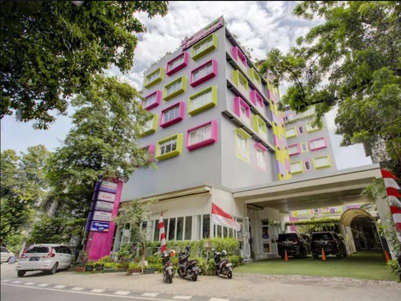 Hotel O Gambir Near Juanda Station Formerly Bunga Dahlia Jakarta Ngoại thất bức ảnh