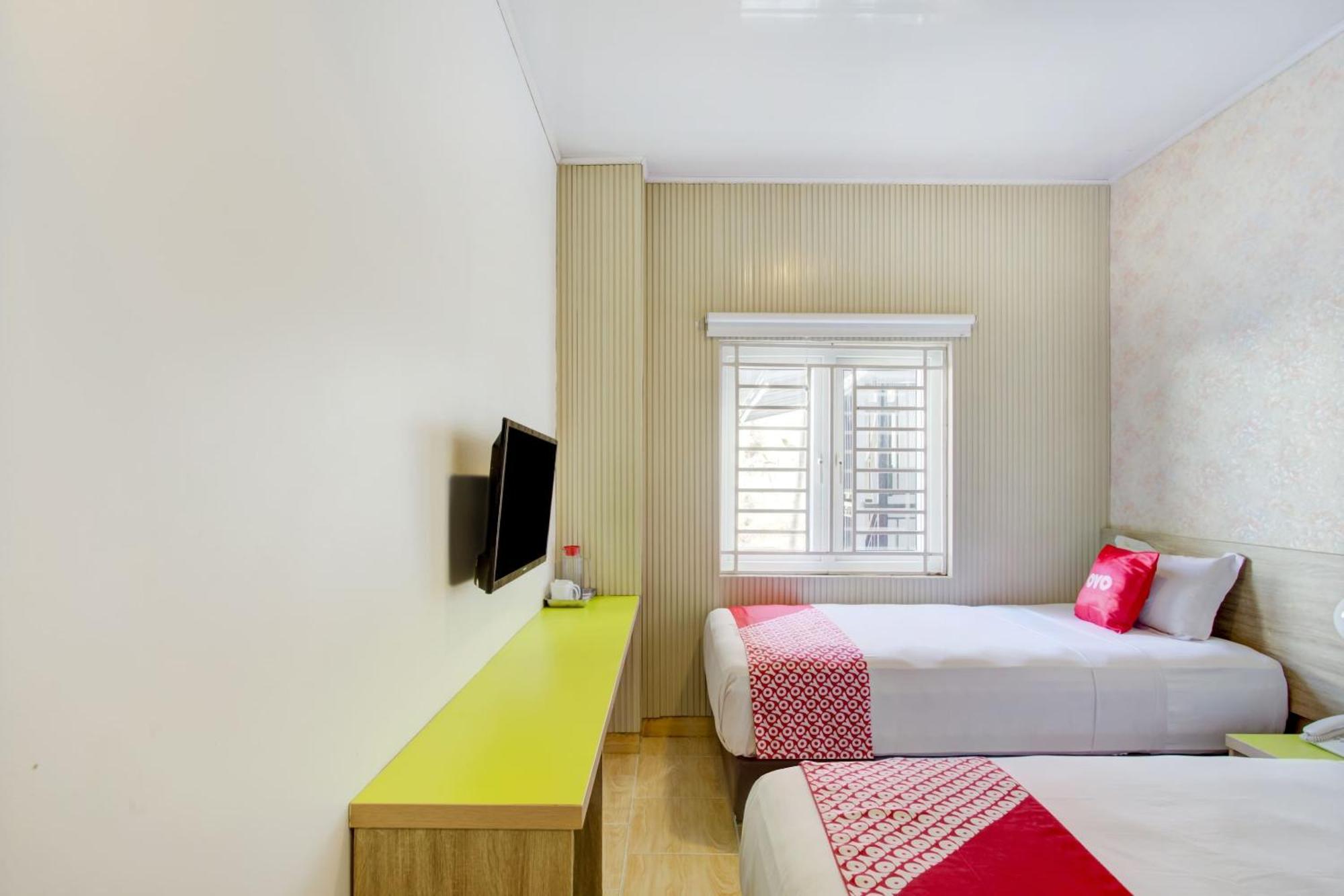 Hotel O Gambir Near Juanda Station Formerly Bunga Dahlia Jakarta Ngoại thất bức ảnh